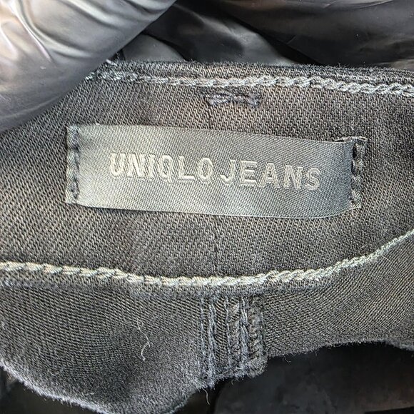 Uniqlo Jeans Womens Size 26 Black Skinny Ankle Raw Hem Distressed Denim Pants - Picture 9 of 11